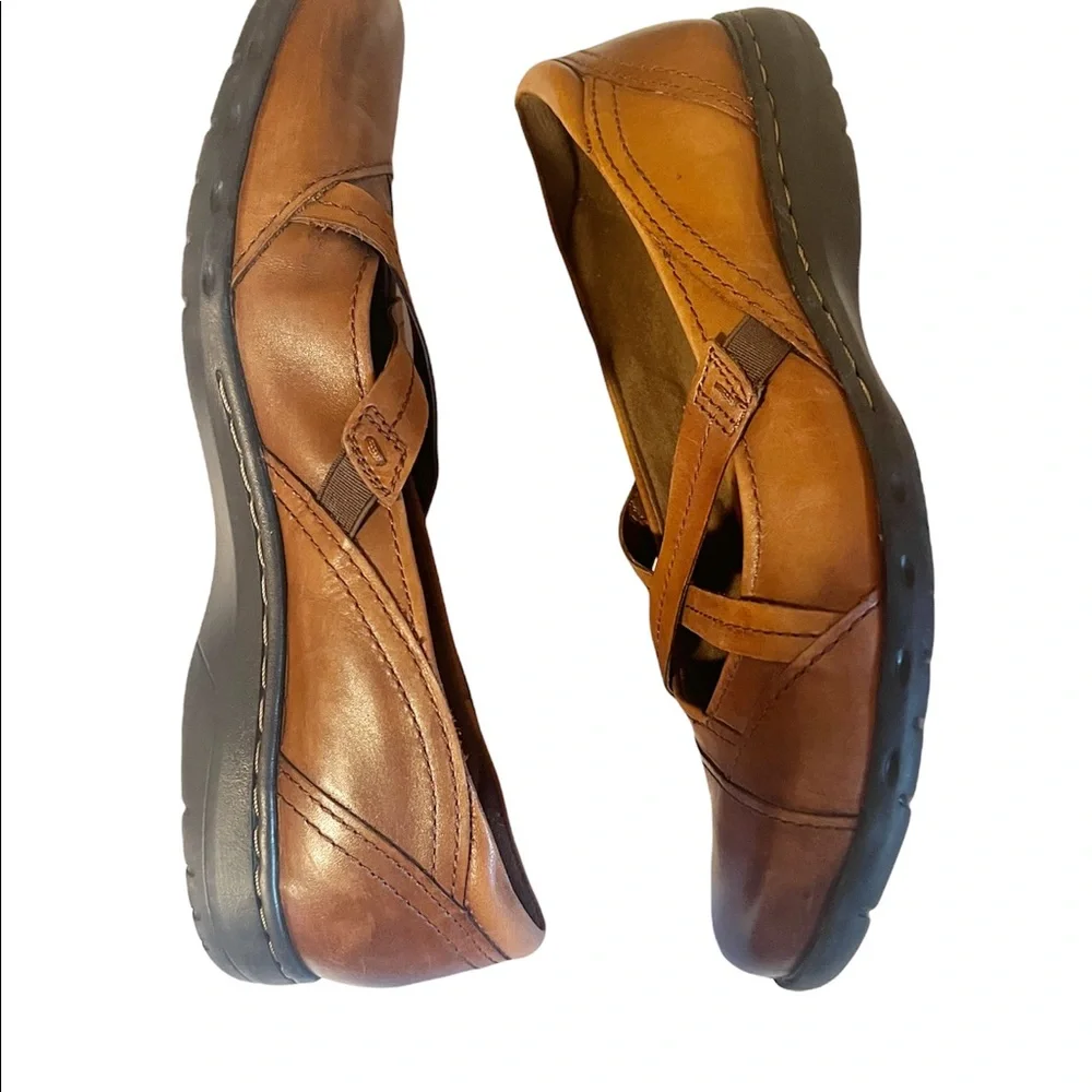 Cobb Hill by New Balance Criss Criss Brown Leather Flats Size 10M